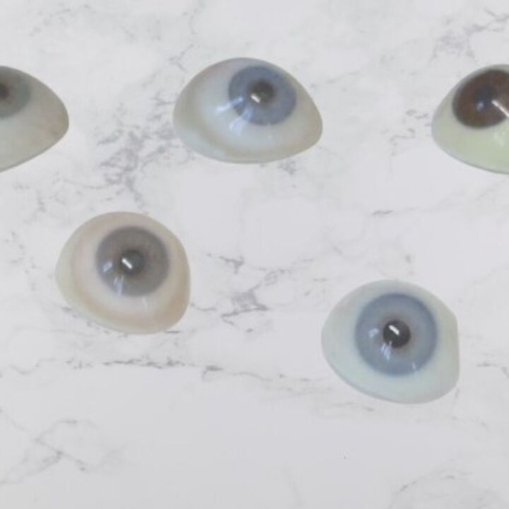 eyes.jpg